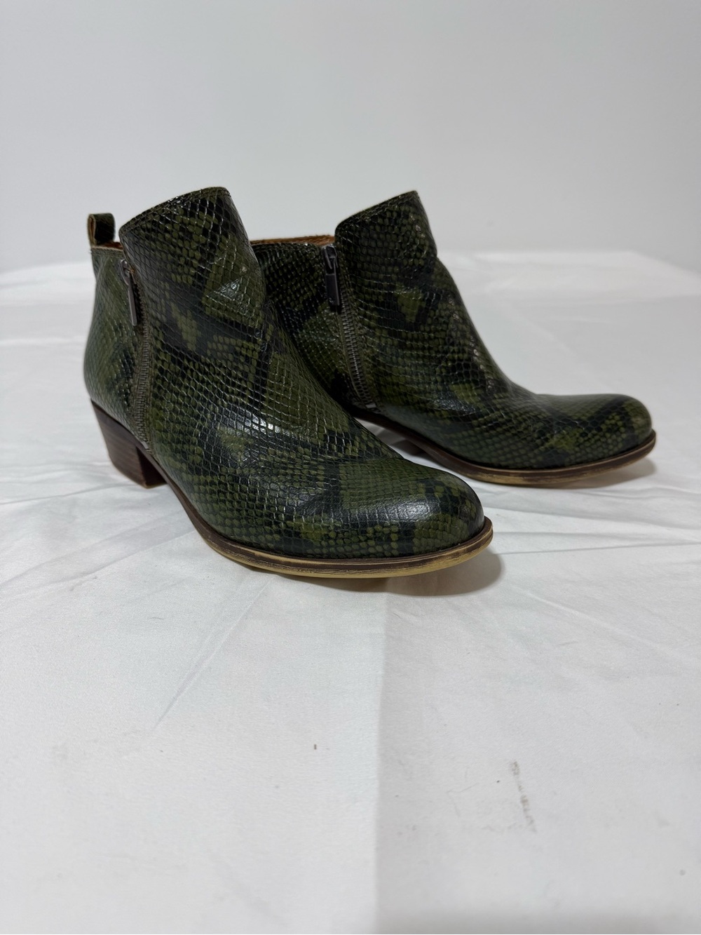 Lucky Brand Green Snake-Print Leather Ankle Boots - Women's 9M